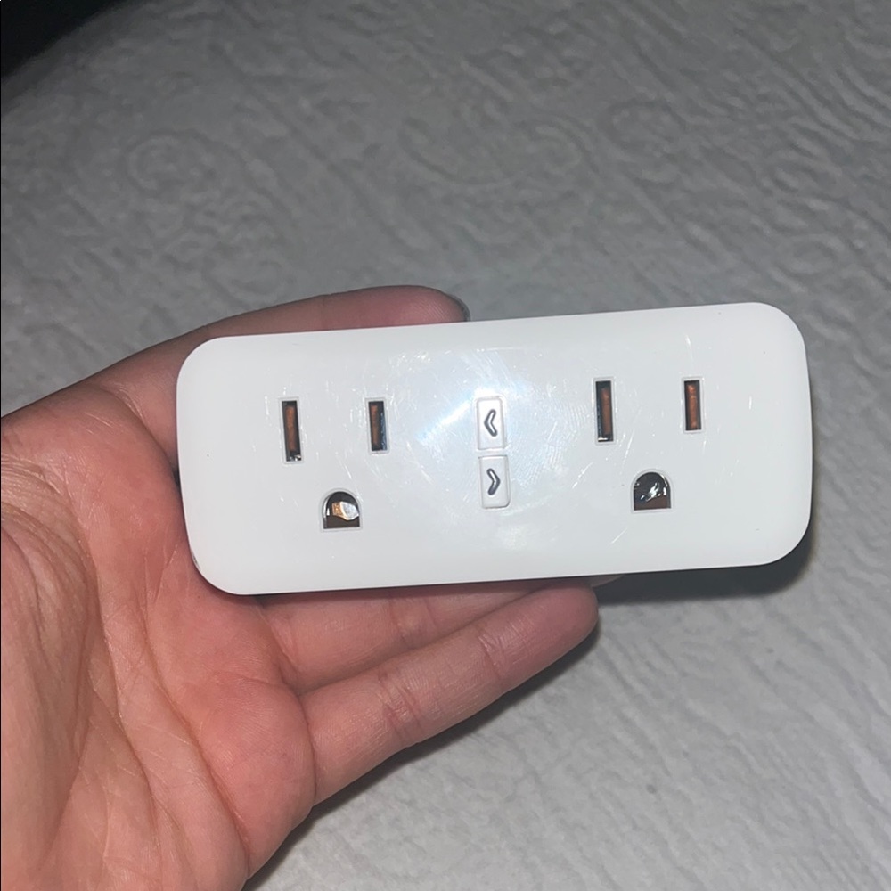 Alexa Outlet Adapter compatible
